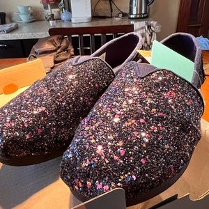 GLITTER TOMS size 9